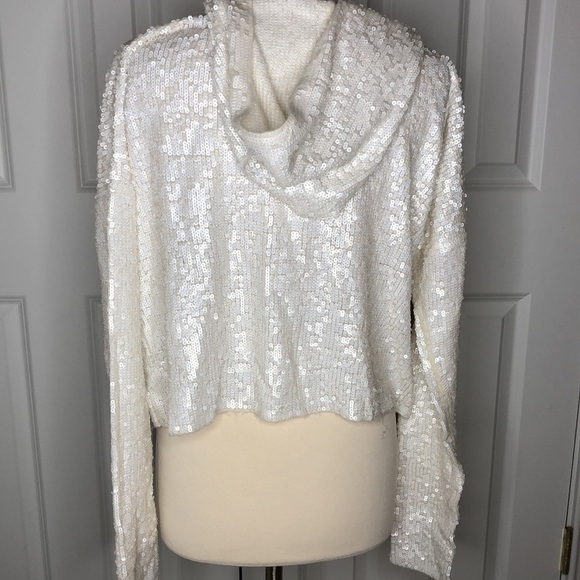 WILDFOX White Label Celebration Billie “YES” Sequin Pullover in White XS - Picture 5 of 10